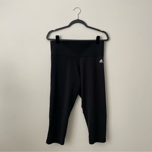 Adidas Women’s Black Capri Athletic Pants